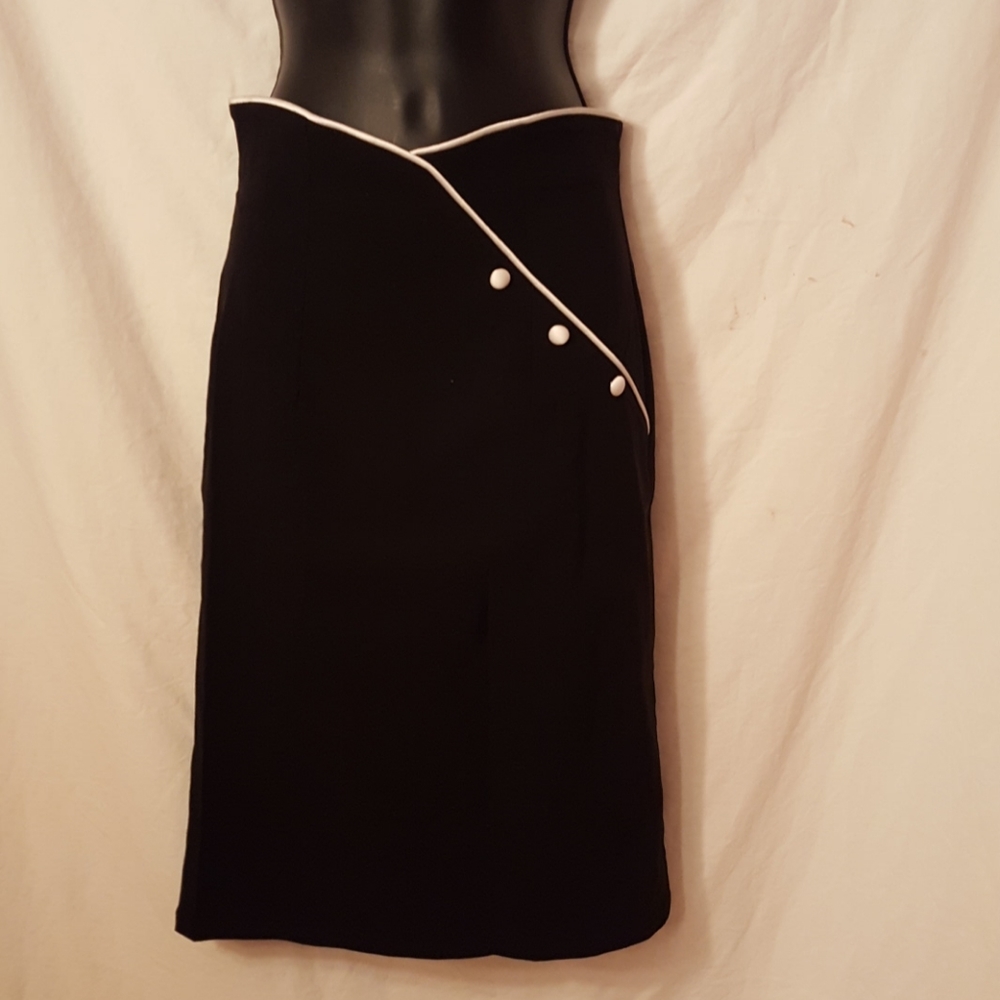 Woman's pencil skirt